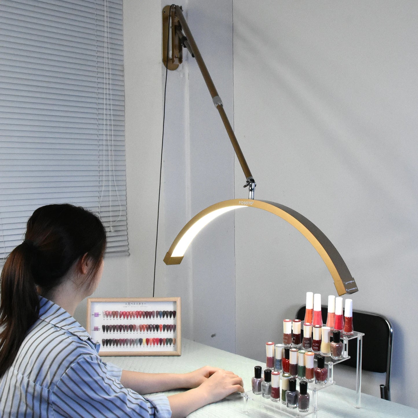 Luna Levitant Moon Lamp Overseas Led Wall Mounted Half Moon Beauty Light for Lashes Ceiling Light for Makeup Artist Tattooists