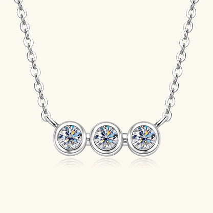 925 Sterling Silver Three-Stone Round Moissanite Necklace Fashionable Link Chain Pendant Necklace Engagement Gift Party Wedding