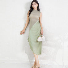 Retro Pleated Fashion Floral Suit Autumn and Winter New Miyake Elastic Top Waist Design Skirt Two-Piece Set
