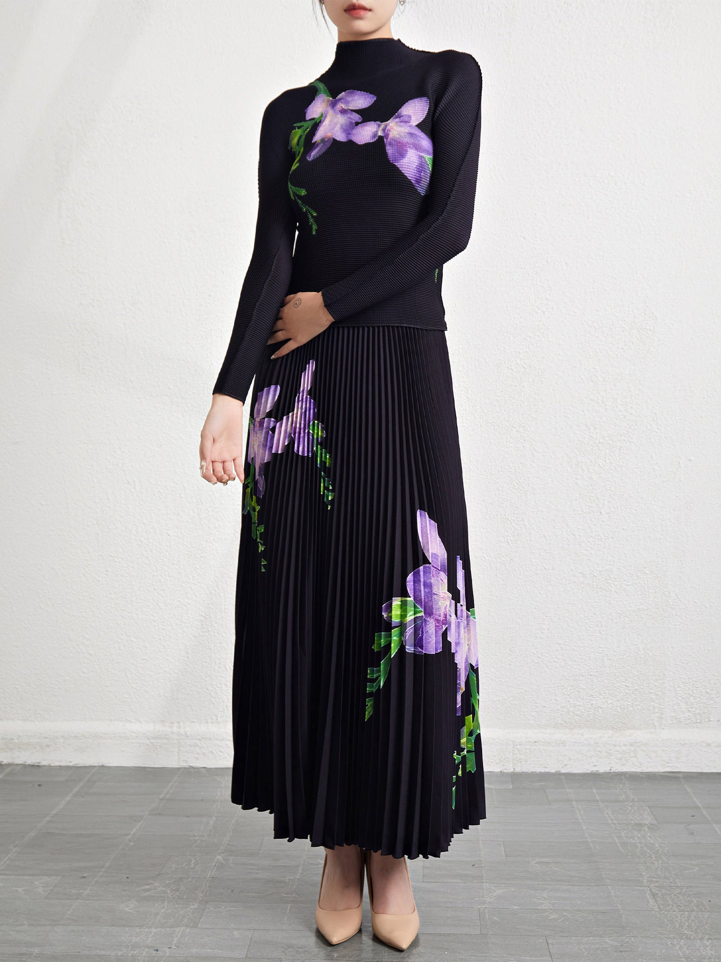 Retro Pleated Fashion Floral Suit Autumn and Winter New Miyake Elastic Top Waist Design Skirt Two-Piece Set