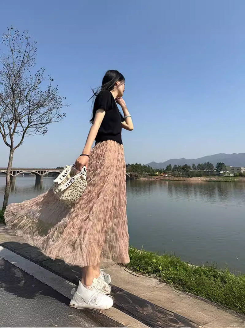 Summer Elegant Wavy Pleated Slimming Look Skirt for Women High Waist Slimming Look Mid-Length A-Line Large Hem Mesh Skirt White